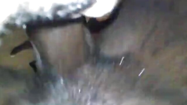 Porno Voiture baise une salope asiatique brune jouit sur cette bite film amateur francais sexe
